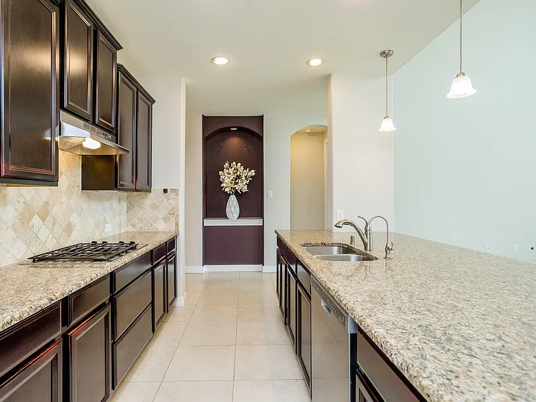 4622 Regal Shadow Ln — Photo 11