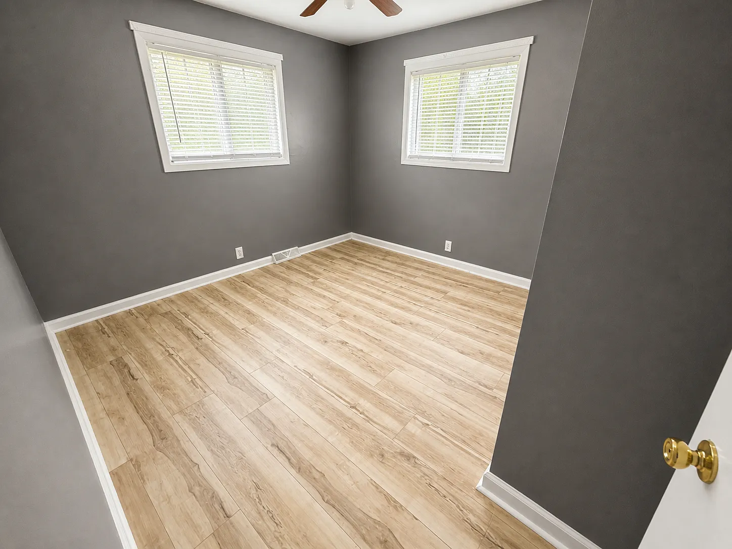 3 bed, 1800 sqft, $1,649 — Photo 3