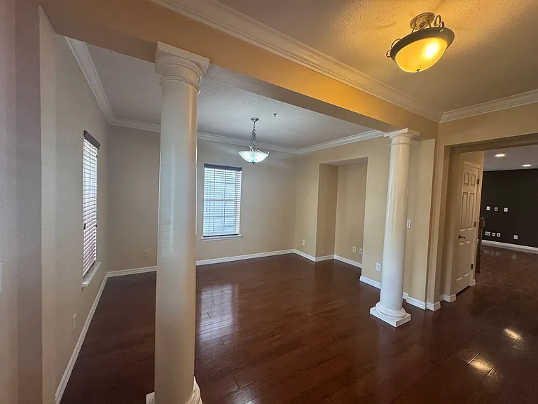 5364 Penway Dr — Photo 15