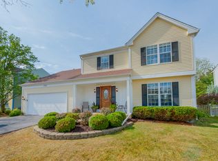 792 Burning Trl, Carol Stream, IL 60188