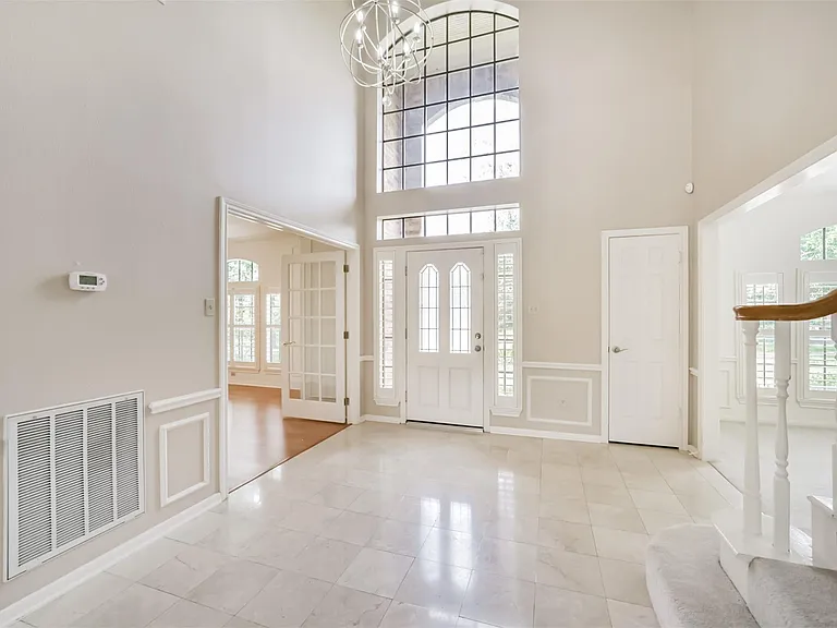 2214 Cherrytree Ridge Ln — Photo 3