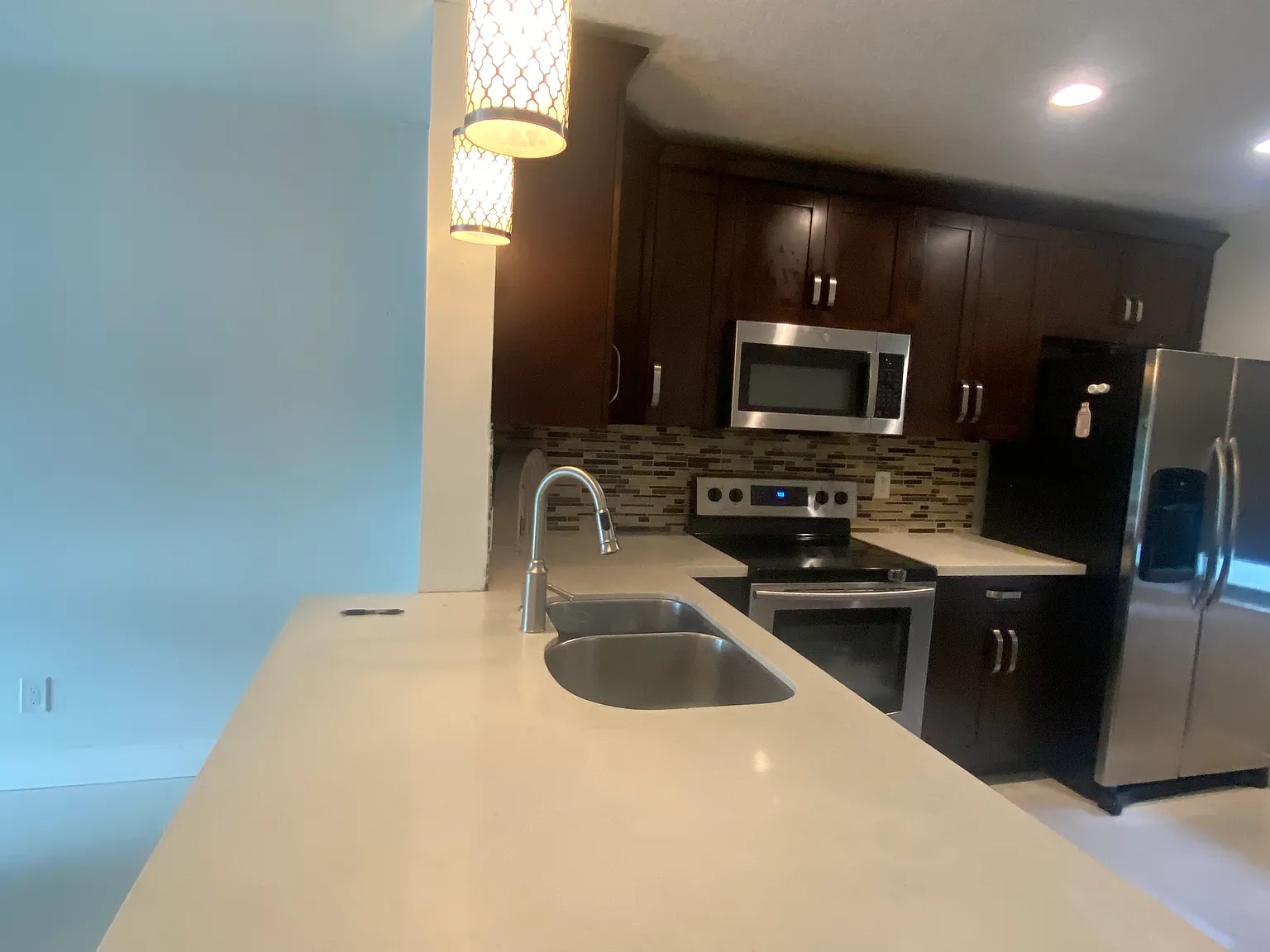 3 bed, 2.5 bath, 1317 sqft, $3,500 — Photo 4