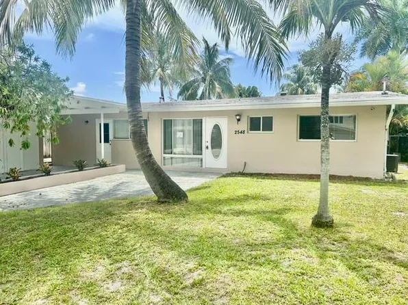 2548 Gulfstream Lane, Fort Lauderdale, FL 33312