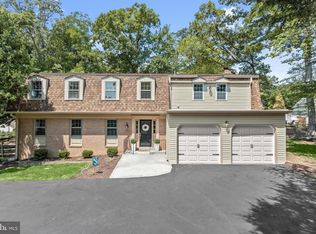 5398 Quincy Marr Dr, Fairfax, VA 22032