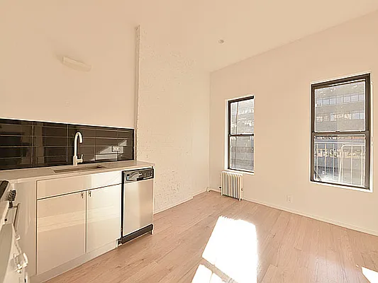 Rented by Cooper & Cooper Real Estate | media 24