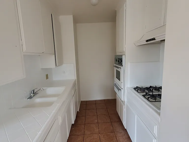 6536 La Mirada Ave #304 — Photo 5