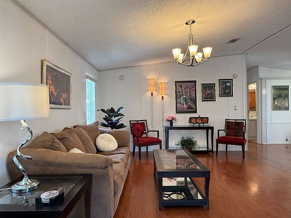 3rd image of 108 Strawberry Junction Ln #366
