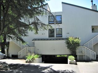 1017 156th Ave NE APT 2, Bellevue, WA 98007