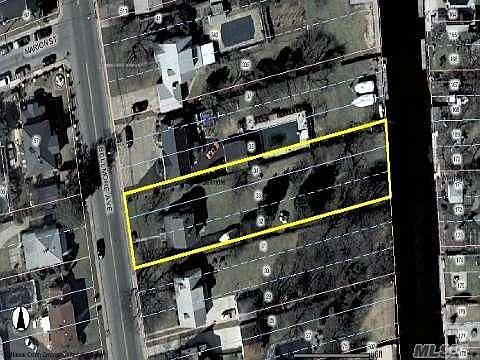 1st image of 2483 Bellmore Ave