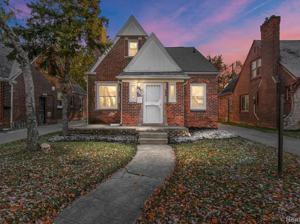 16744 Oakfield St, Detroit, MI 48235