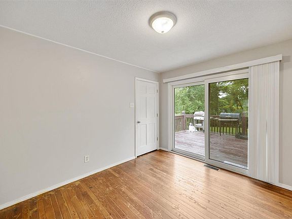 5th image of 2255 Spoonwood Dr