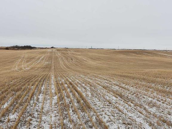 4th image of On Township Rd #3-282