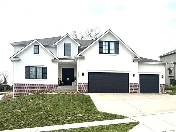 12548 Grand Ct, Kansas City, MO 64145