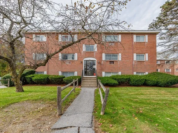 11 Glen Ave Unit 27, Chelmsford, MA 01824