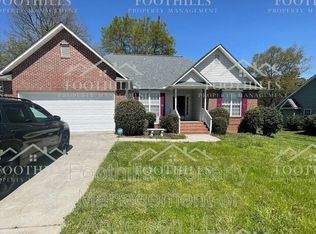 207 Harrington Dr, Anderson, SC 29625