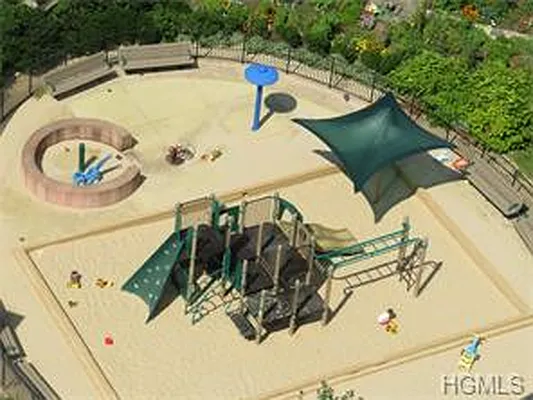 Sold by YCL Real Estate Consulting Group LLC | media 7