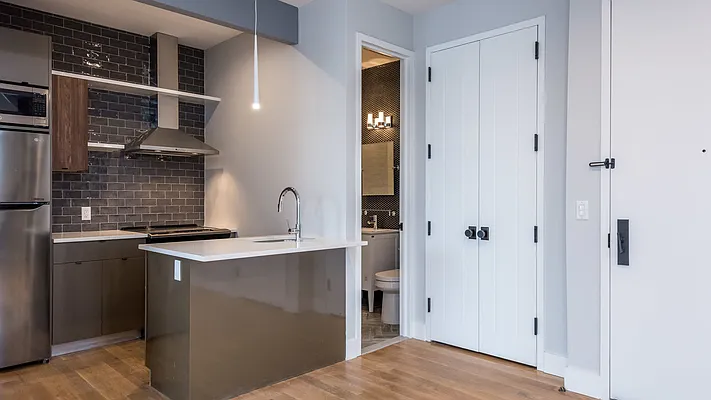 Rented by Nooklyn NYC LLC | media 34