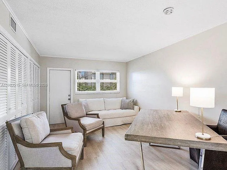 40 Isle Of Venice Dr #6 — Photo 15