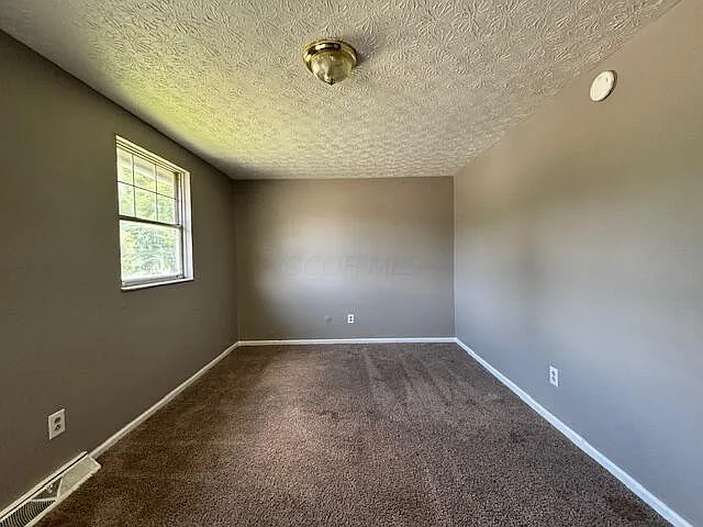 2621 Woodsedge Rd — Photo 12
