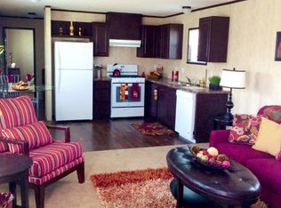 9362 Evergreen Dr, Linden, MI 48451