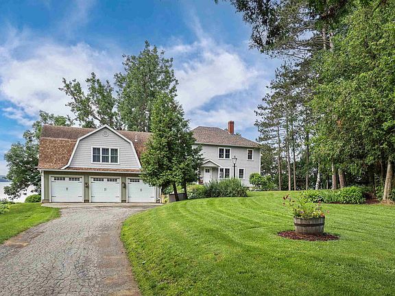 4th image of 130 Lands End Road