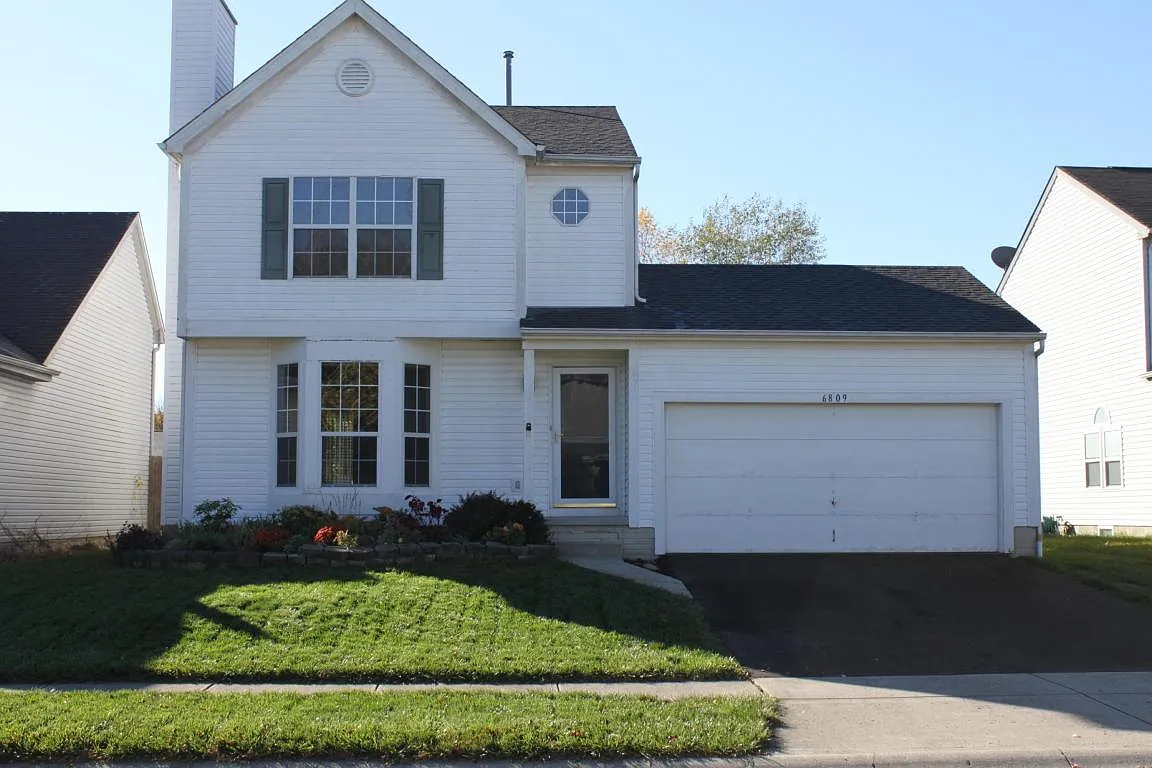6809 Kristins Cove Ln photo 1