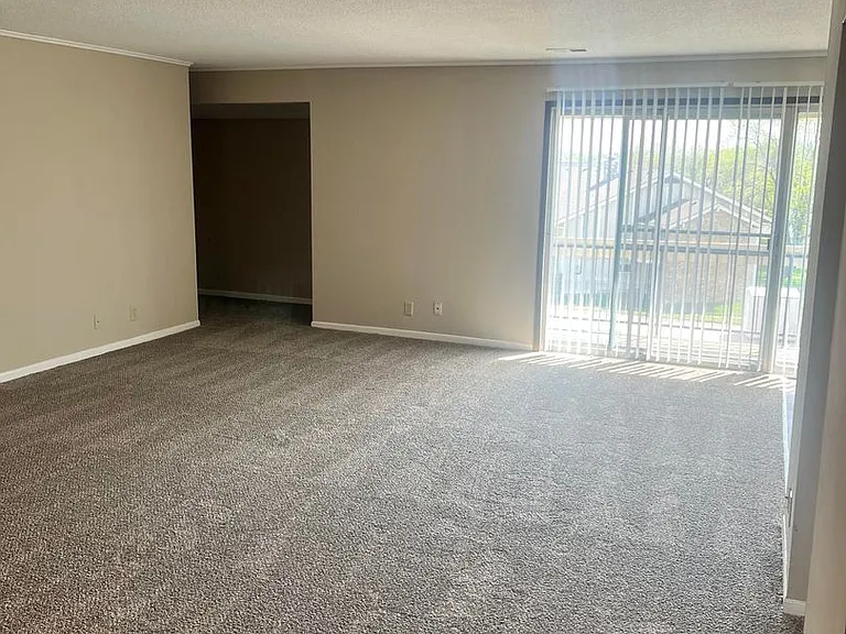 2111 Kasold Dr — Photo 21