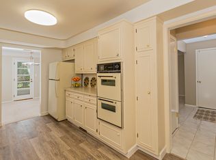 4919 Emmet Rd, Lyndhurst, OH 44124