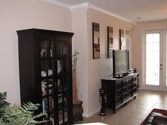 4th image of 4249 Corrine Dr #8204