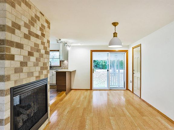 5th image of 9230 Hallock Dr