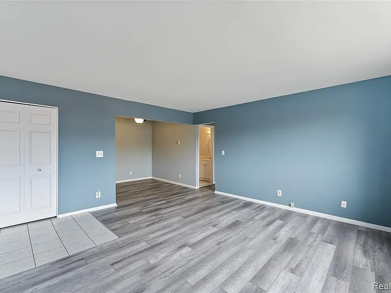 801 Plate St #201 — Photo 6