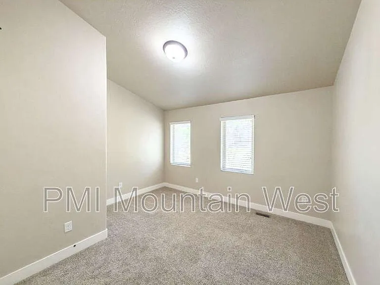 2119 Orchard Pines Loop — Photo 14