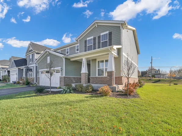 1007 Kessler Dr, Mundelein, IL 60060