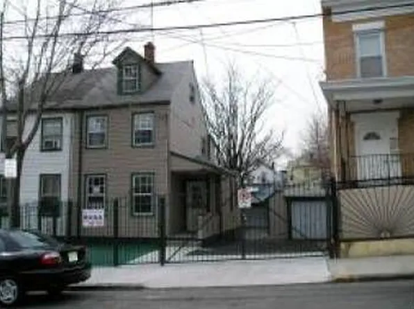 68 Kearney St, Newark, NJ 07104