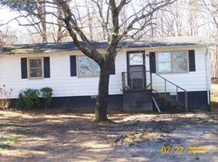 587 Mount Ararat Rd, Clarksville, VA 23927