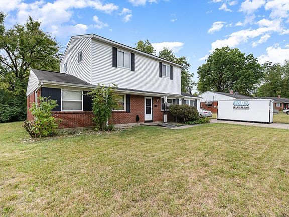 3rd image of 8054 Congresswood Ln