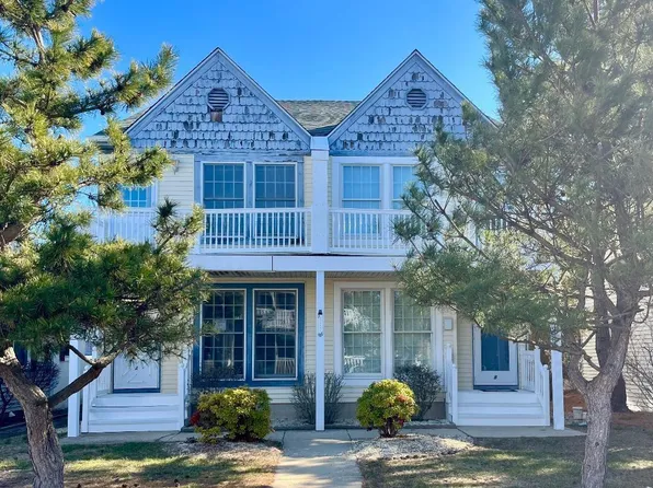 327 36th St S #B, Brigantine, NJ 08203