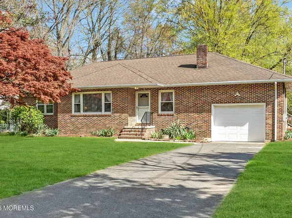 3 Glo Bar Terrace, Manalapan, NJ 07726