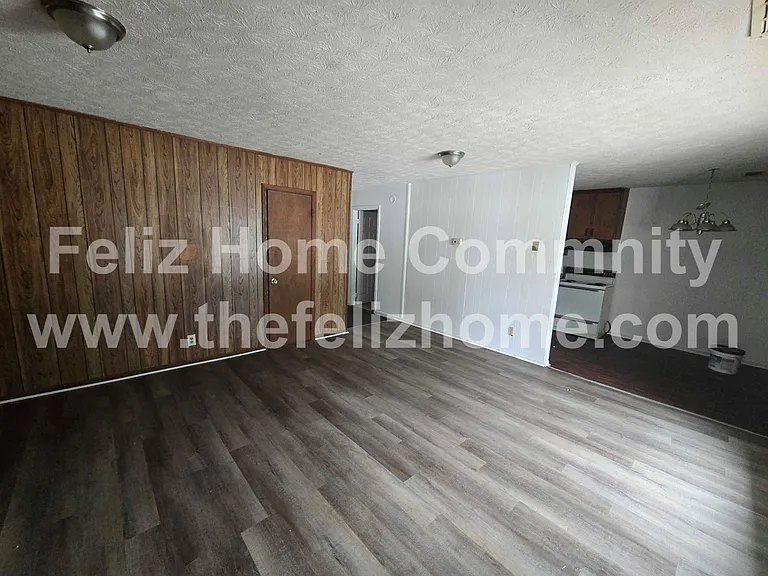 12185 Highway 36 #7 — Photo 1