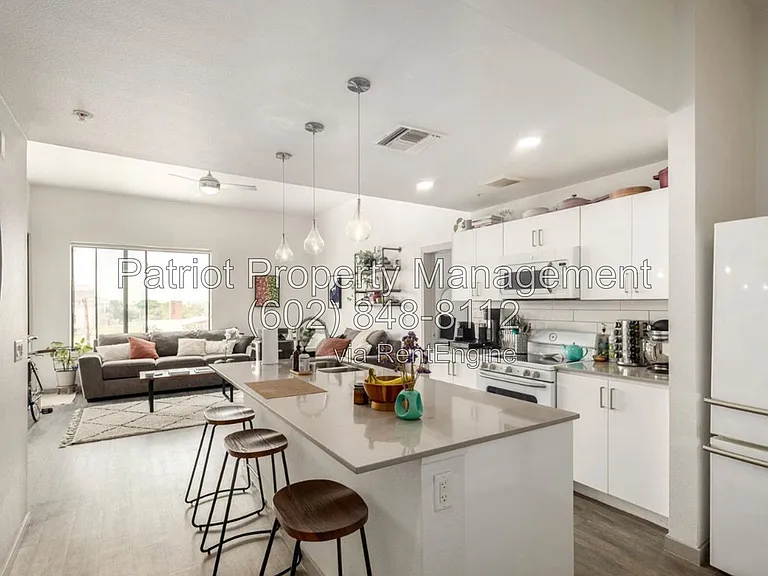 1130 N 2nd St #308 — Photo 1