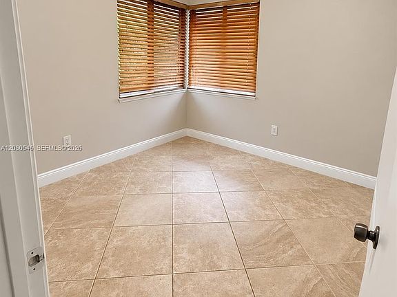 5th image of 6641 SW 127th Path