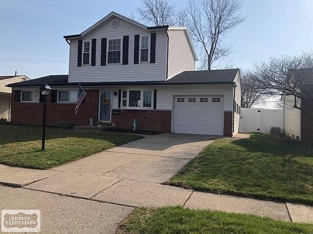 1st image of 42716 Fortner Dr