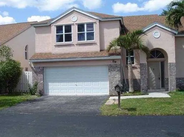 1031 SW 109th Way, Davie, FL 33324