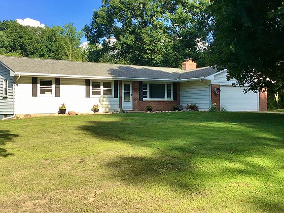 2nd image of 234 Creekside Dr