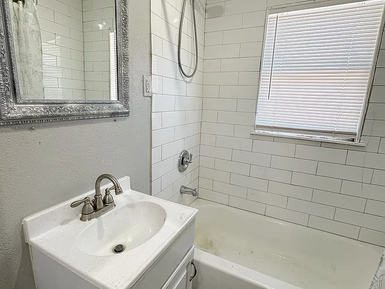 620 Potomac St — Photo 9