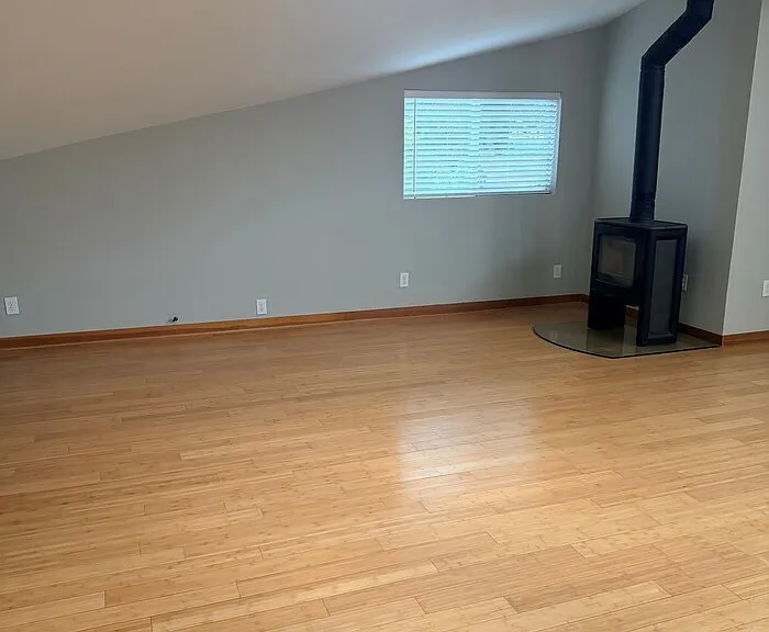720 NE 34th Pl — Photo 8
