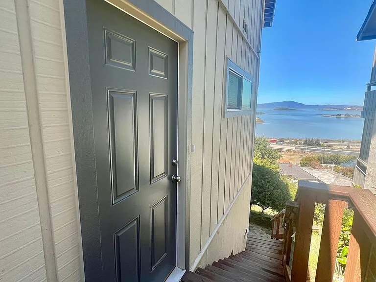 800A Hillside Ave — Photo 23