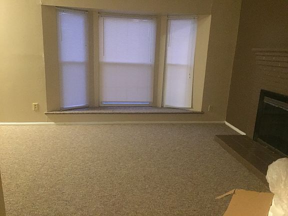 Bay window 