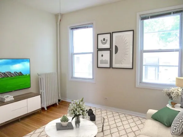 2424 N Greenview Ave, Chicago, IL 60614