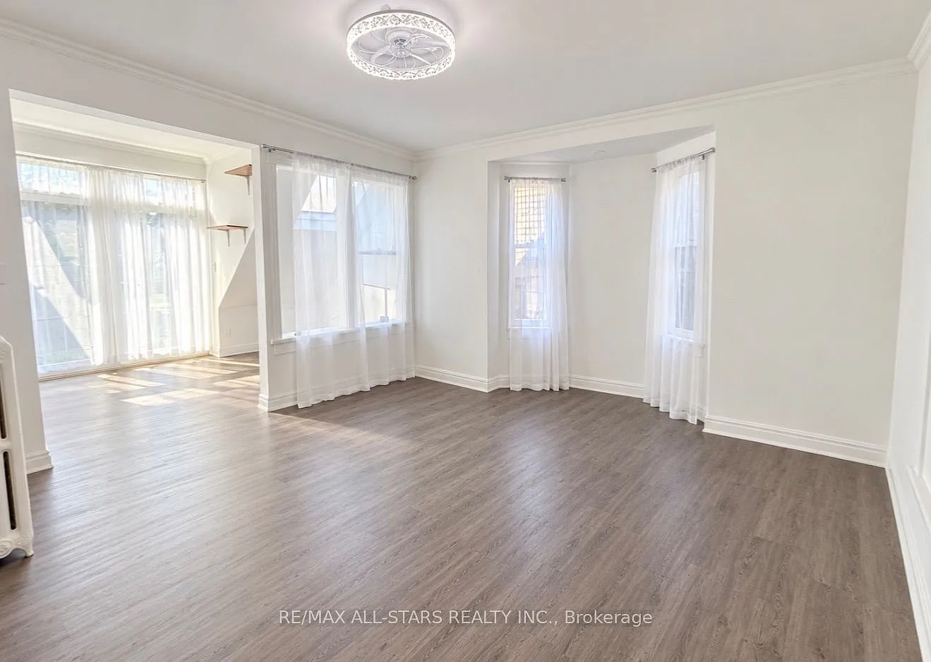 1 bed, $2,390 — Photo 1